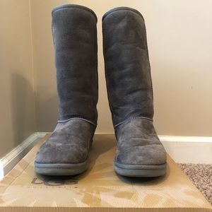 Gray Tall Ugg Boots Size 8
